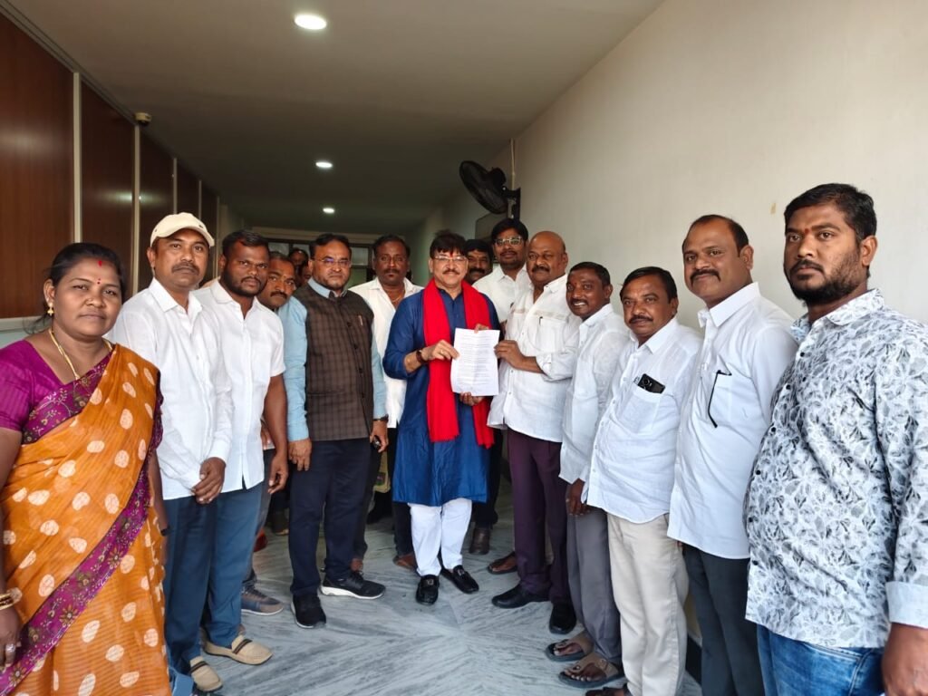 గల్ఫ్ సంక్షేమానికి వెయ్యి కోట్లు కేటాయించాలి