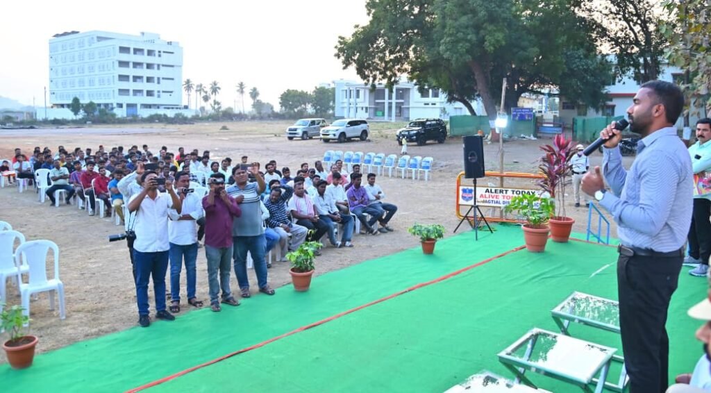 రోడ్డు భద్రతపై అవగాహన కల్పించే లక్ష్యంతో “Arrive Alive”