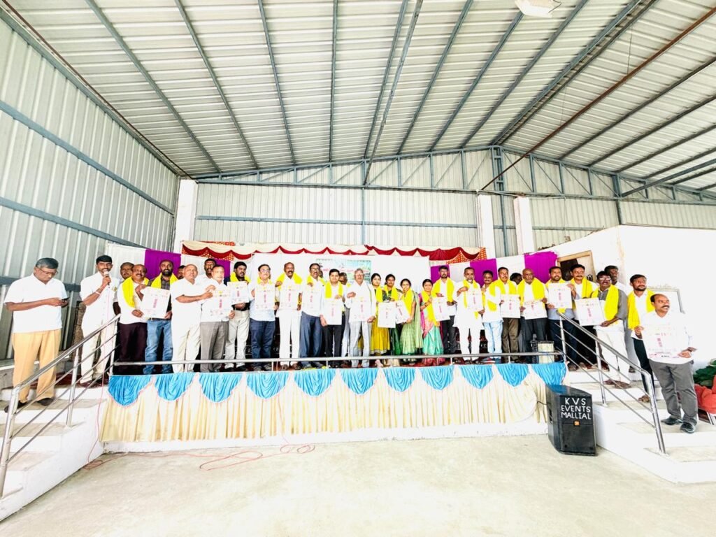 పద్మశాలీలు ఆర్థికంగా రాజకీయంగా ఎదగాలి