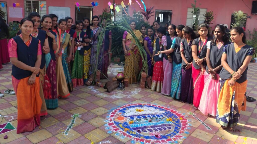 కేరళ గ్లోబల్ హైస్కూల్లో ముందస్తు సంక్రాంతి వేడుకలు