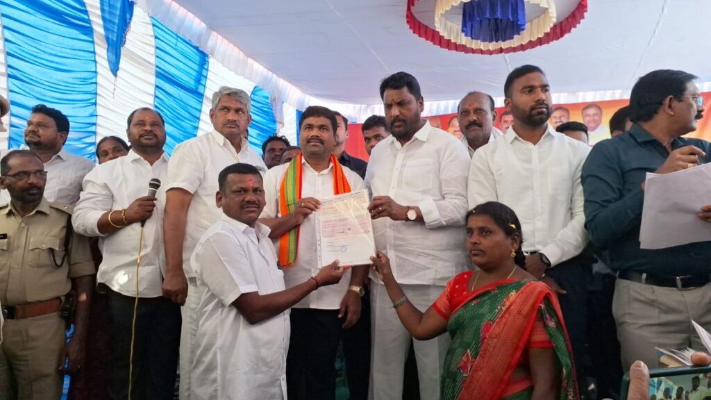 కొండగట్టు అగ్నిప్రమాద బాధితులకు రూ.1కోటి 12 లక్షల పైగా ఆర్థిక సాయం