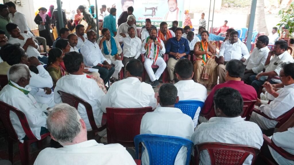 జెండా పండుగను విజయవంతం చేయండి…