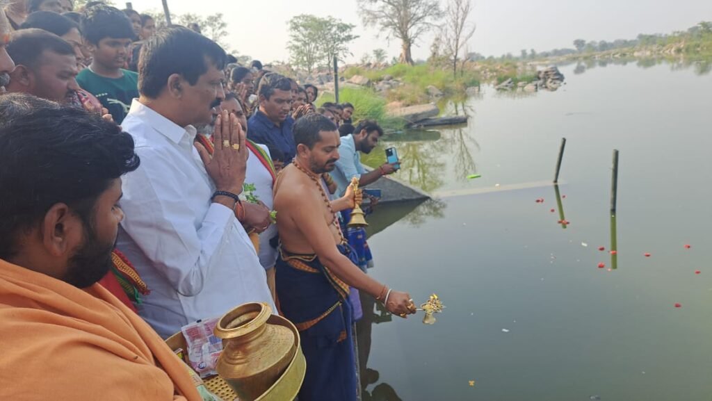 శ్రీవారి చక్రస్థానంలో పాల్గొన్న జువ్వాడి కృష్ణారావు