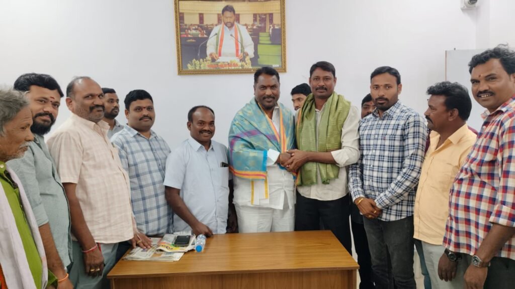 మంత్రిని కలిసిన ఉప సర్పంచుల ఫోరం మండల అధ్యక్షుడు