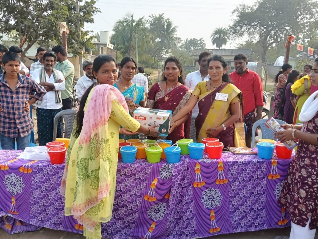 అష్టగుర్తిలో ఘనంగా ముగ్గుల పోటీలు