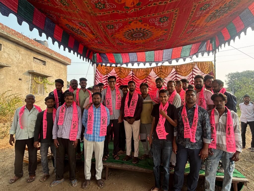 ఎమ్మెల్యే ఆధ్వర్యంలో బీఆర్ఎస్ పార్టీలో చేరికలు