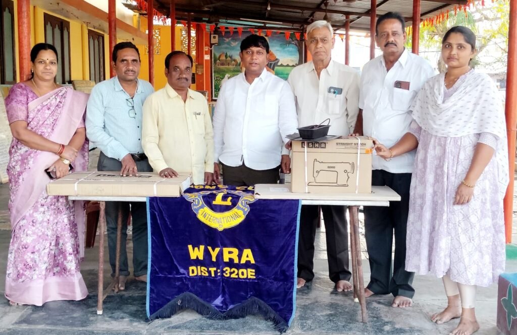 లయన్స్ క్లబ్ ద్వారా నిరుపేదలకు సేవలందిస్తున్నాం