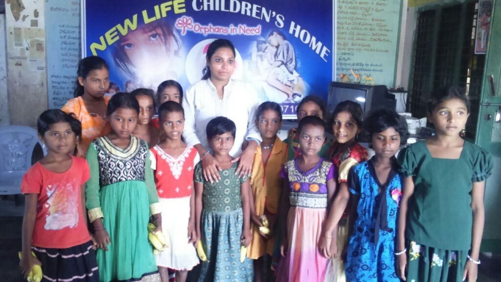 ప్రజాసేవే లక్ష్యంగా రాజకీయాల్లోకి తొలి అడుగు