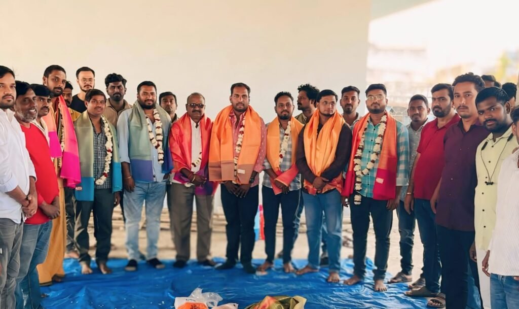 సెల్ పాయింట్ అసోసియేషన్ అధ్యక్షులుగా బాల్క రాకేష్