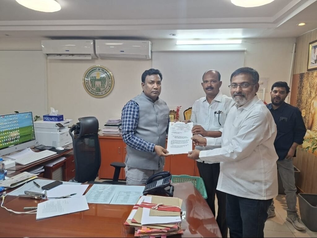 ప్రభుత్వ పాఠశాలల ఎస్ జి టి పోస్టుల రద్దు నిర్ణయాన్ని ఉపసంహరించుకోవాలి