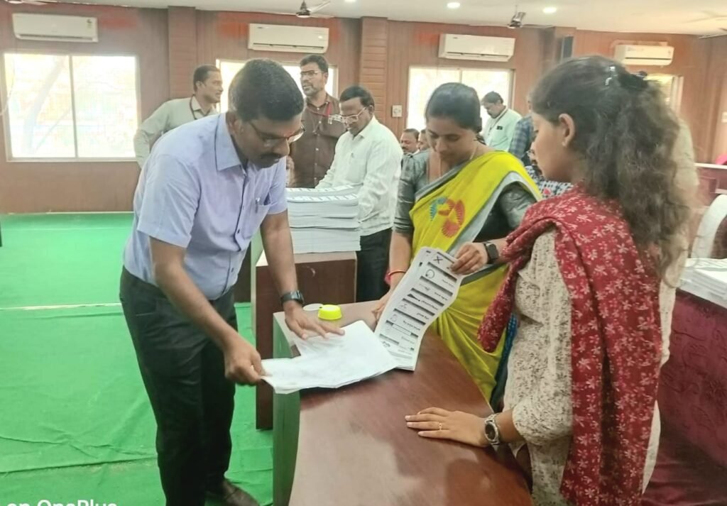 మున్సిపల్ ఎన్నికలు సమర్ధవంతంగా నిర్వహించాలి