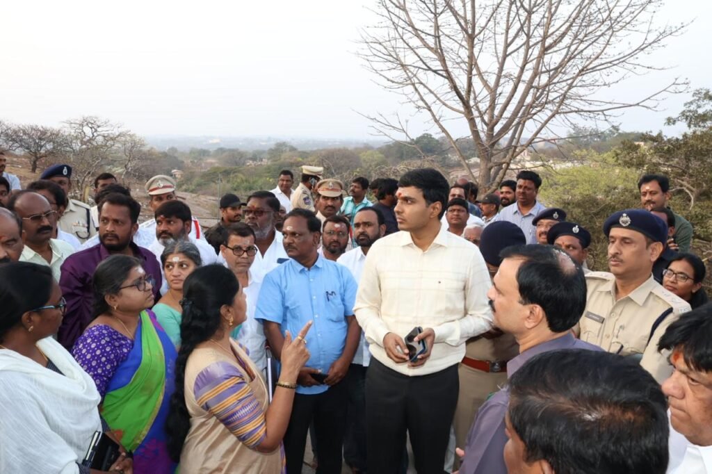 కీసరగుట్ట బ్రహ్మోత్సవాల ఏర్పాట్లను పరిశీలించిన కలెక్టర్