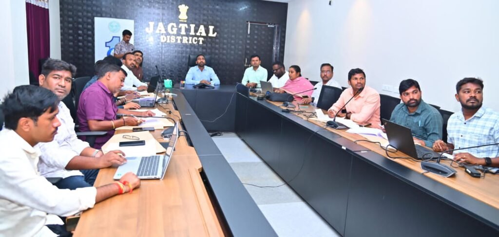 వెబ్ క్యాస్టింగ్ ద్వారా పోలింగ్ జరుగుతున్న తీరును ప్రత్యక్షంగా   పరిశీలించిన:   