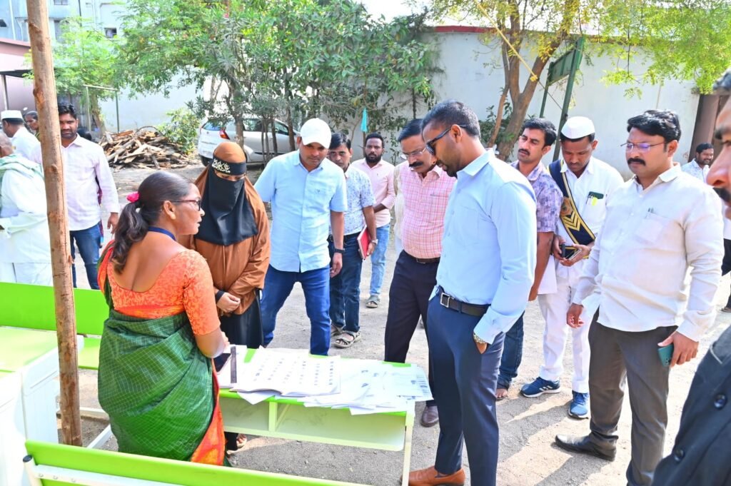 ప్రశాంత వాతావరణంలో పోలింగ్ ప్రారంభం