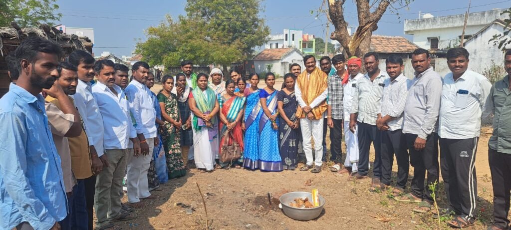 మహిళల అభివృద్ధి తోనే సమాజం అభివృద్ధి : జువ్వాడి కృష్ణరావు