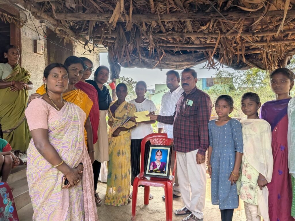 చిన్నారి జ్ఞాపకాలకు కన్నీటి నివాళి –