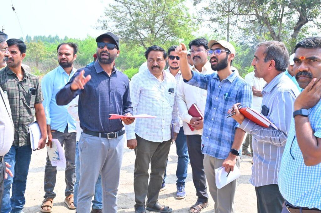 మౌలిక వసతుల ఏర్పాటుపై ప్రత్యేక దృష్టి