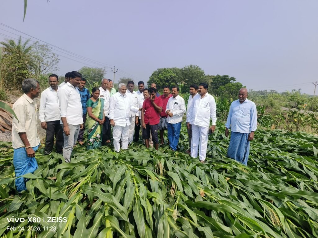 రైతులను ఆదుకోవాలి