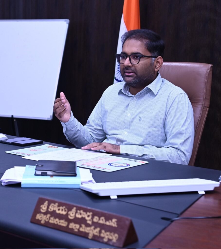 అగ్నివీర్ ఉద్యోగ అవకాశాలను సద్వినియోగం చేసుకోవాలి..జిల్లా కలెక్టర్ కోయ శ్రీ హర్ష