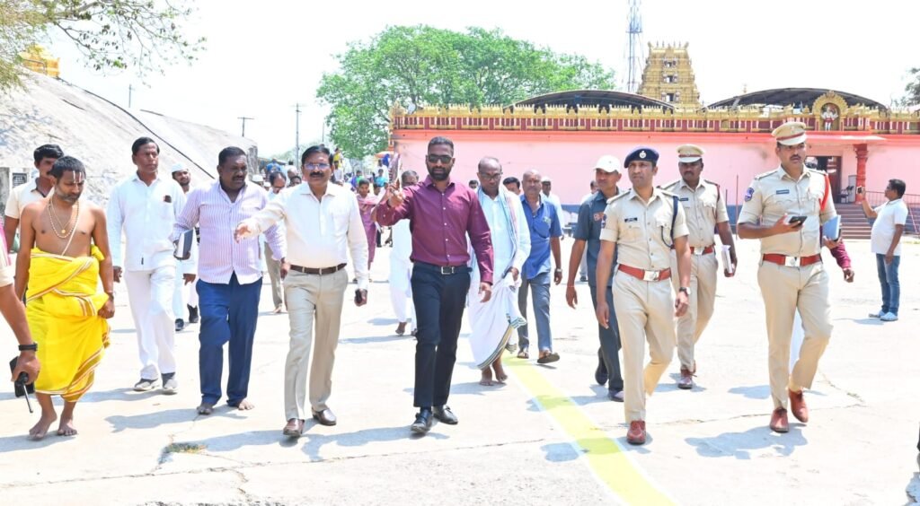 భక్తులకు అసౌకర్యాలు కలగకుండా ఏర్పాట్లు చేపట్టాలి..కలెక్టర్, ఎస్పీ