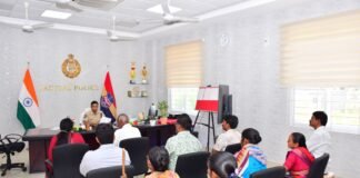 ఫిర్యాదులను పరిశీలించిన జిల్లా ఎస్పీ అశోక్ కుమార్