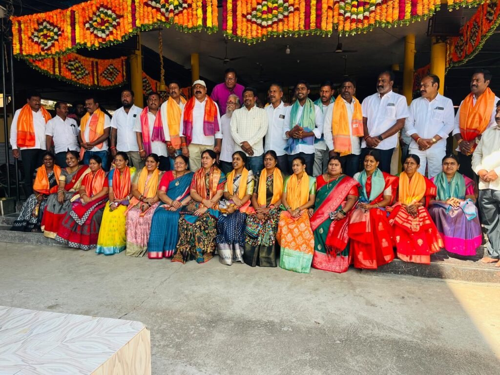 జగిత్యాల మున్సిపల్ చైర్ పర్సన్, వార్డు కౌన్సిలర్లకు సన్మానం