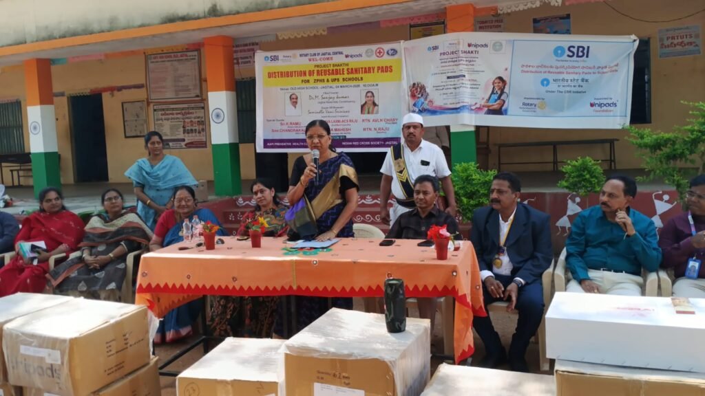 విద్యార్థులకు డిజిటల్ విద్య ఎంతో ఉపయోగకరం