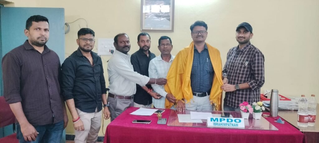 అదనపు  బాధ్యతలు తీసుకున్న ఎంపీడీఓ రామకృష్ణ