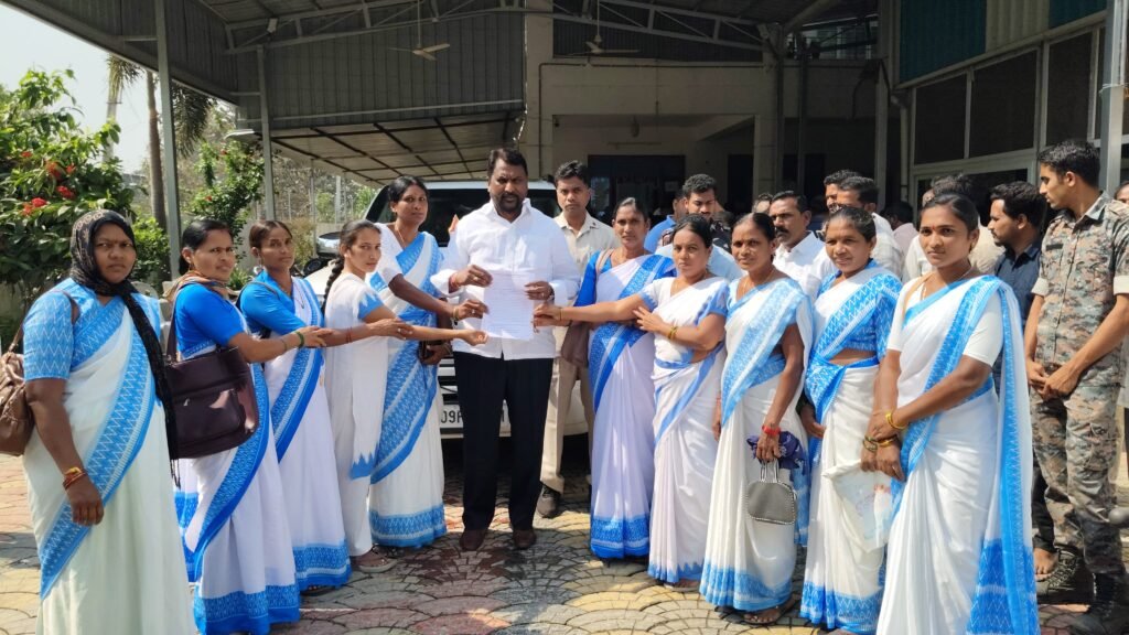 ఆశ వర్కర్ల  సమస్యలు పరిష్కరిస్తాం: మంత్రి అడ్లూరి లక్ష్మణ్ కుమార్