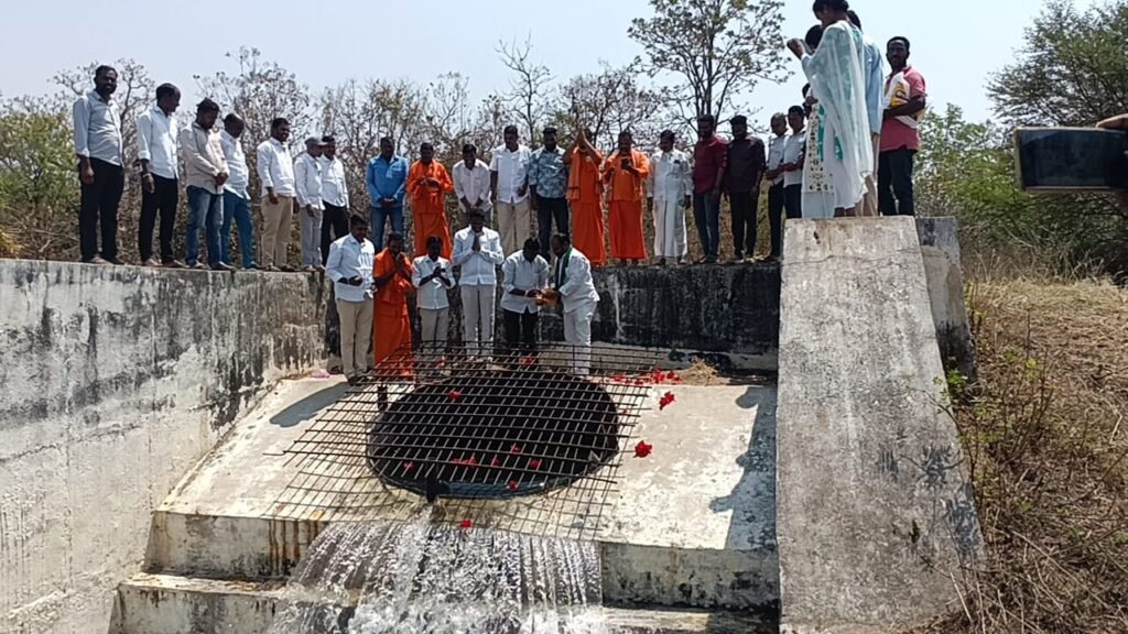 రుద్రంగికి చేరిన ఎల్లంపల్లి గోదావరి జలాలు