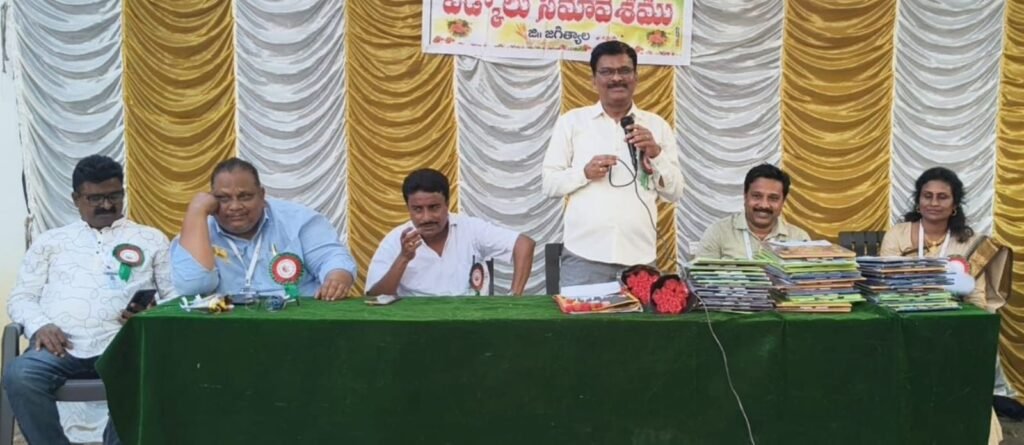 చదువుతోపాటు సంస్కారం అవసరమే