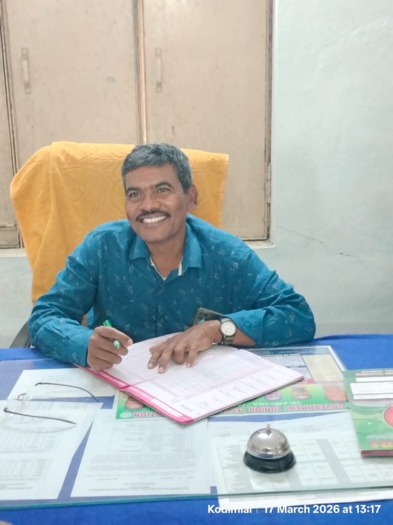 కళాశాలలో నూతన ప్రిన్సిపాల్ బాధ్యతలు స్వీకరణ