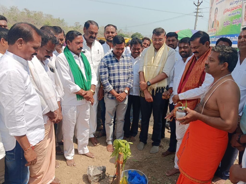 వైభవంగా శ్రీ లక్ష్మి వెంకటేశ్వర స్వామి కళ్యాణం