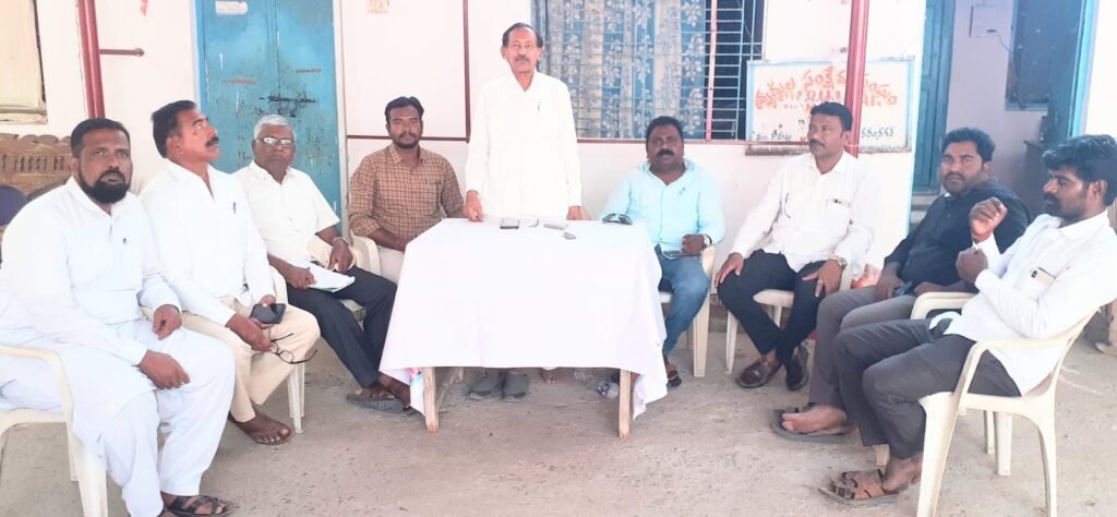 గడి బురుజుల భూములను కాపాడుకుందాం