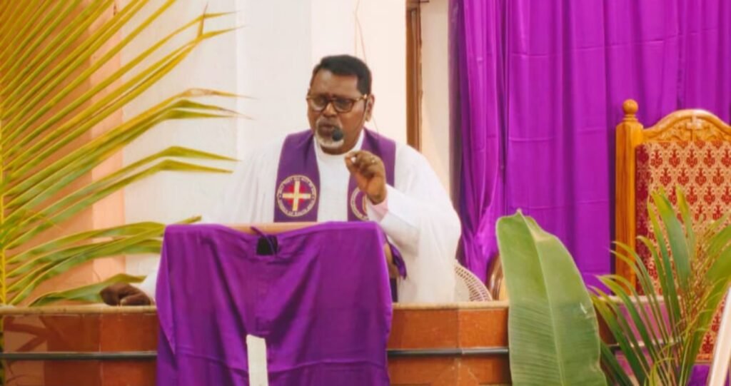 ఘనంగా మట్టల ఆదివారం వేడుకలు.