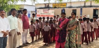 వెల్లుల్లలో బడిబాట కార్యక్రమం