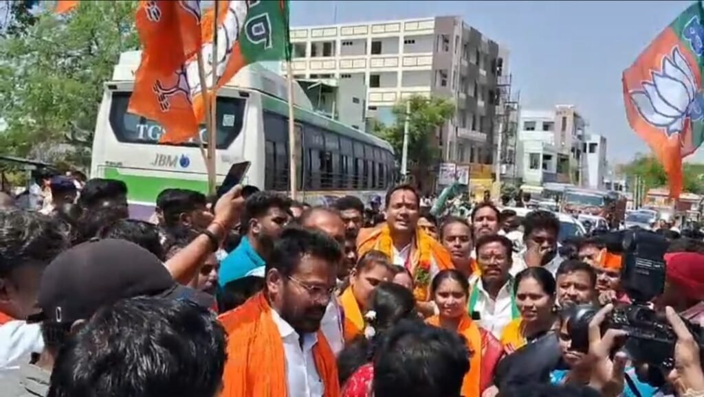 సురభి నవీన్ కుమార్ ‘విజయ సంకల్ప’ ర్యాలీ