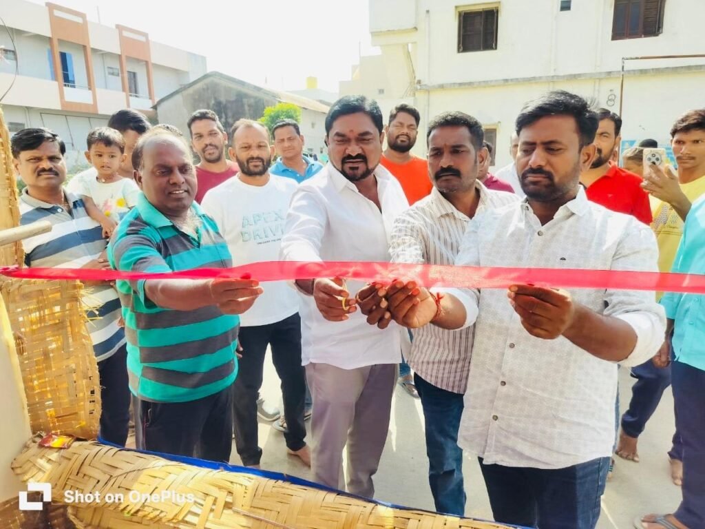 ఇజ్రాయెల్ వేల్పూర్ ఫౌండేషన్ ఆధ్వర్యంలో చలివేంద్రం