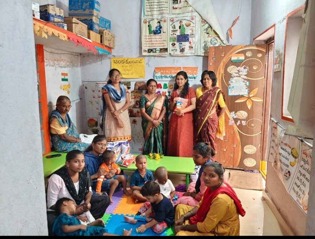 అంగన్వాడీ కేంద్రంలో పోషక ఆహారం పై అవగాహన