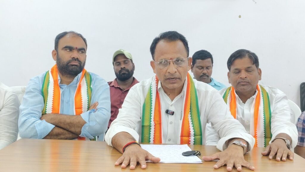 మాజీ మంత్రి కొప్పుల ఈశ్వర్ చేసిన ఆరోపణలు అర్థం లేనివి