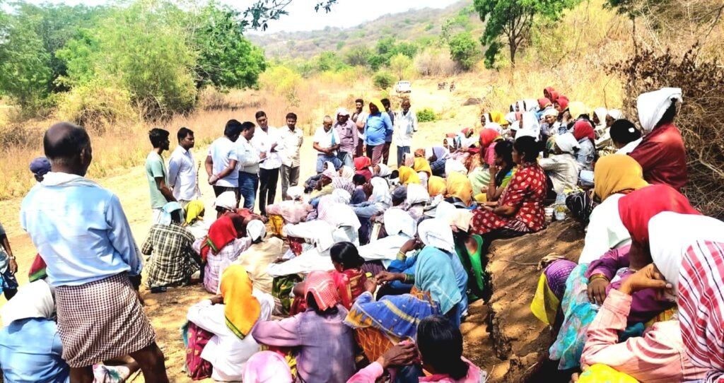 ఉపాధి హామీ పనులను పరిశీలించిన జిల్లా అదనపు డీఆర్‌డీఓ