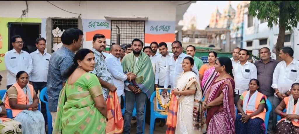 మున్సిపల్ కార్మిక సంఘం నూతన కార్యవర్గానికి బిజెపి నాయకుల ఘన సన్మానం