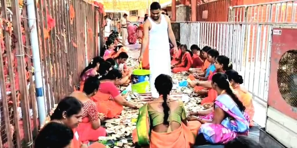 కొండగట్టు అంజన్న హుండీ ఆదాయం రూ.75 లక్షలు నగదు