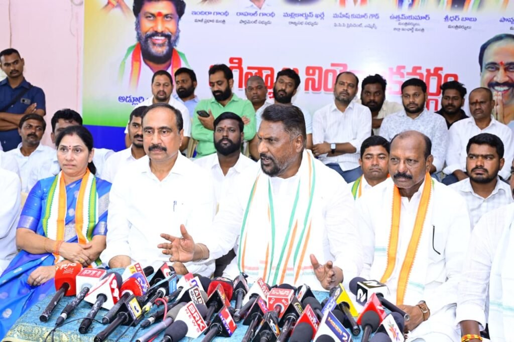 జగిత్యాల సభ బీఆర్ఎస్ బహిరంగ సభనా..? మాజీ మంత్రి జీవన్ రెడ్డి చేరిక సభనా..?