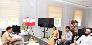 గ్రీవెన్స్ డే సందర్భంగా పలు ఫిర్యాదులను పరిశీలించిన జిల్లా ఎస్పీ