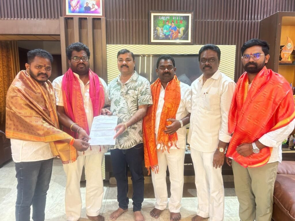 మున్సిపల్ ఫ్లోర్ లీడర్ గా రుద్ర సుజాత