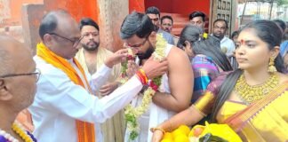 కొండగట్టు అంజన్న సన్నిధిలో ప్రభుత్వ విప్, ఎమ్మెల్సీ బలుమురి వెంకట్ ప్రత్యేక పూజలు