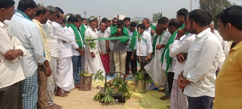వరి ధాన్యం కొనుగోలు కేంద్రాలను సద్వినియోగం చేసుకోవాలి…తహసిల్దార్ వరప్రసాద్