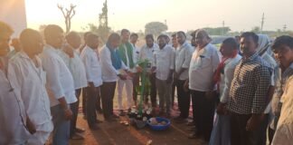 దళారులను నమ్మి మోసపోవద్దు..