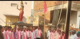 మోరపల్లి లో ఘనంగా బీఆర్ఎస్ ఆవిర్భావ దినోత్సవ వేడుకలు